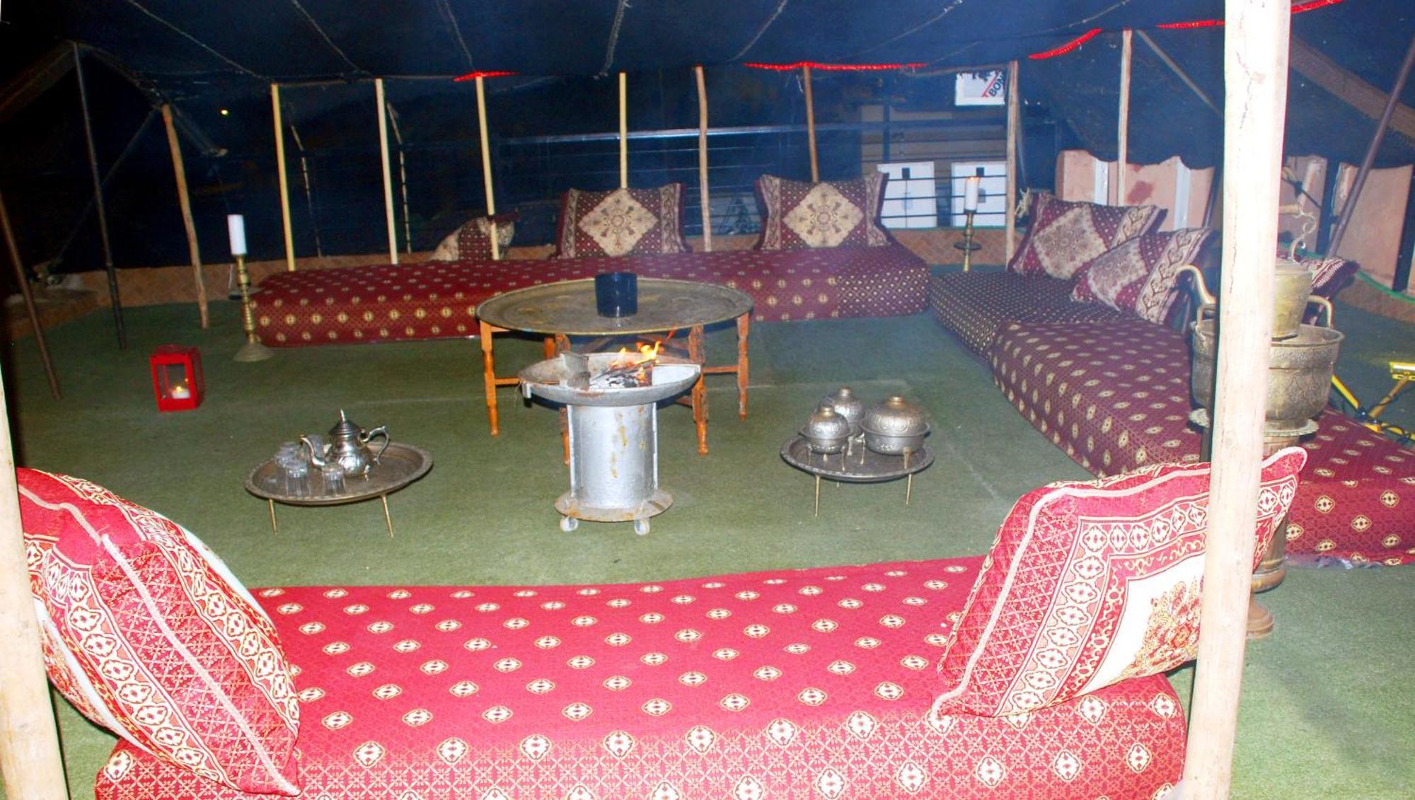 Dar Lghzal Special Offer In Rabat Winner Of Guest Experience 2025 Awards Traditional Sahrawi And Berber Privative Villa With Swimming Pool Jacuzzi Sea View And On Site Restaurant Ideal For Family And Groups In Rabat'S Center No Car Required Kültér fotó