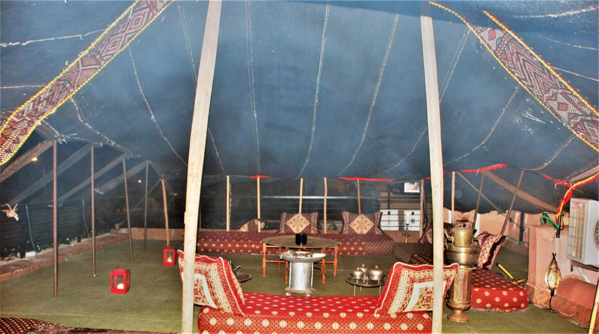 Dar Lghzal Special Offer In Rabat Winner Of Guest Experience 2025 Awards Traditional Sahrawi And Berber Privative Villa With Swimming Pool Jacuzzi Sea View And On Site Restaurant Ideal For Family And Groups In Rabat'S Center No Car Required Kültér fotó